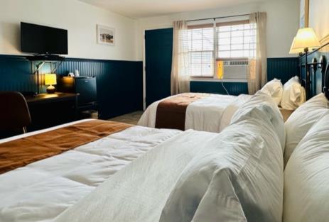Budget Host Inn and Hotel
